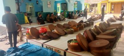 KEGIATAN TRADISI ADAT ROLASAN